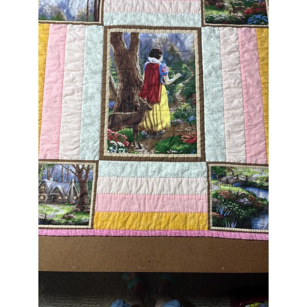 Baby Quilt Snow White, Hand Quilted size 38 1/2